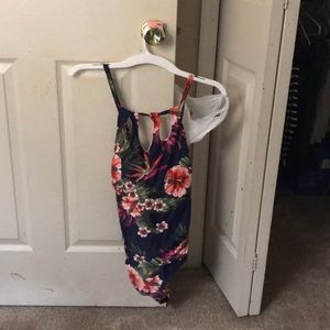 Ladies swimsuit